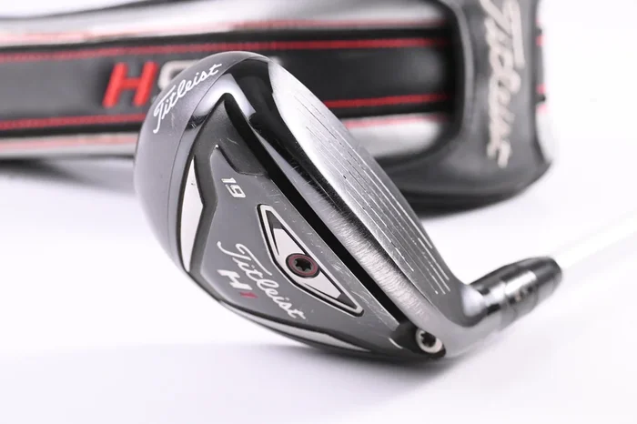 Titleist 816 H1 #3 Hybrid / 19 Degree / Stiff Flex Aldila Rogue Black 85 Shaft