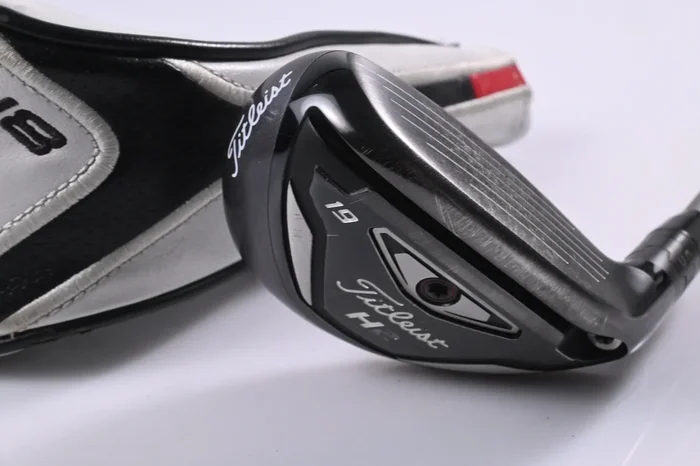 Titleist 816 H2 #3 Hybrid / 19 Degree / Regular Flex Oban i73 Shaft