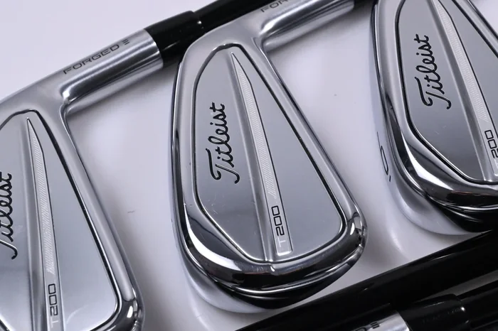 Titleist T150/T200 Combo 2023 Irons / 4-PW / Regular Flex Tensei AV Blue AM(2)