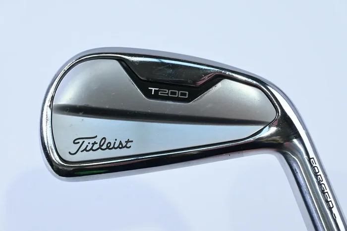 Titleist T200 #2 Iron / 18 Degree / X-Flex HZRDUS Gen4 Black 90