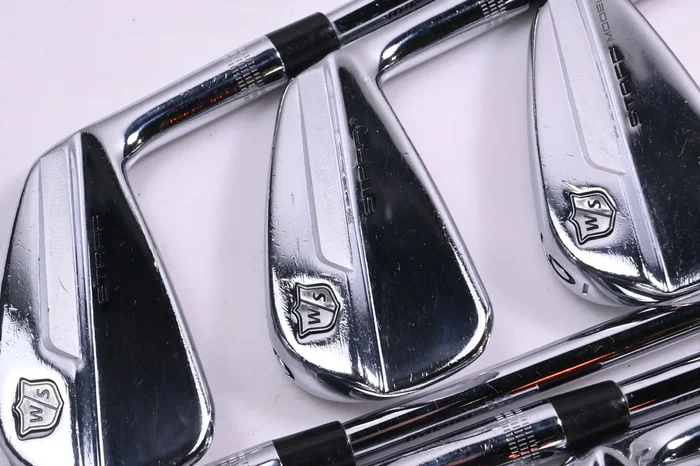 Wilson Staff Model Blade 2019 Irons / 4-PW / X-Flex Dynamic Gold 120 X100 Shafts